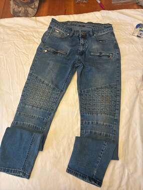 V19-69 Italia women’s  Blue Moto Biker Jeans with Quilted Knees and Zipper Pocke